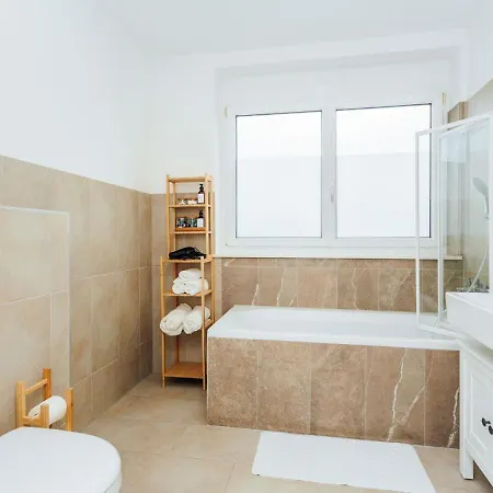 Appartamento Zentral Gelegenes Nahe Altstadt & Messe